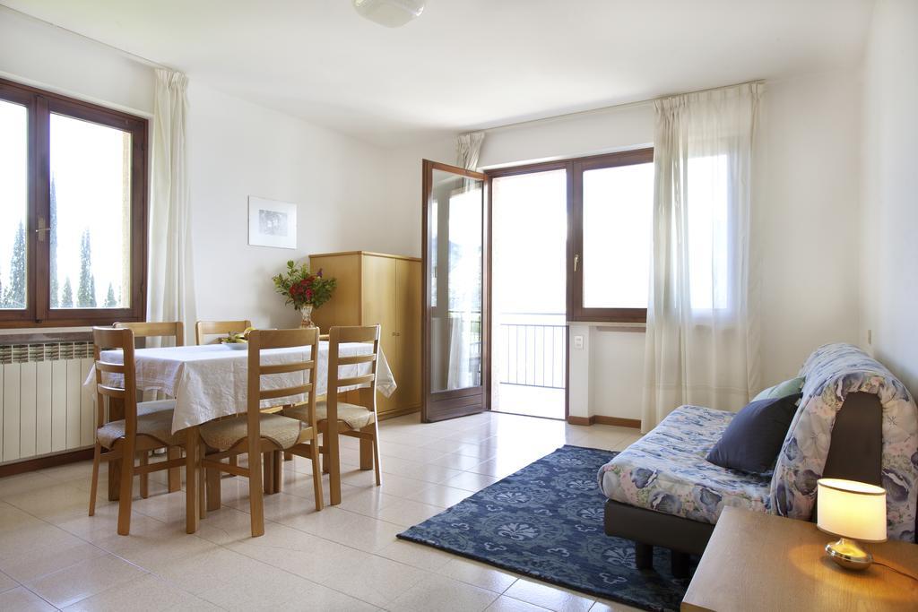 Residence Le Balze Мальчезине Номер фото
