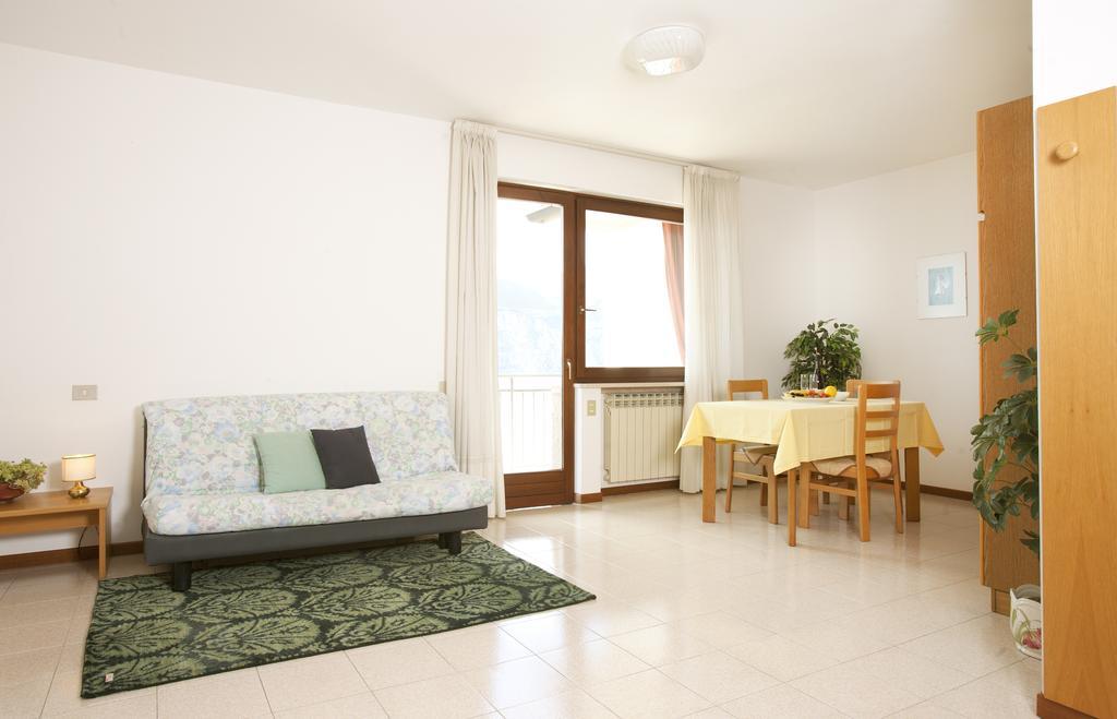 Residence Le Balze Мальчезине Номер фото
